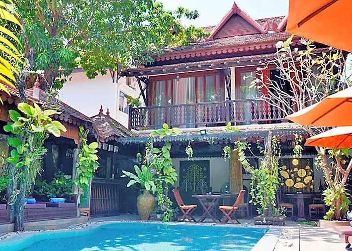 Hotel Hanumanalaya 4*